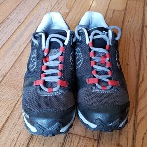 Pearl iZumi cycling shoes